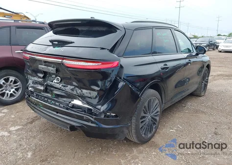 2023 Lincoln Corsair Reserve z USA, uszkodzony, nr VIN 5LMCJ2CA3PUL11931